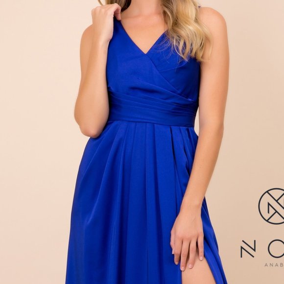 nox anabel Dresses & Skirts - Leg Slit Sleeveless A-Line Long Prom Dress 8347